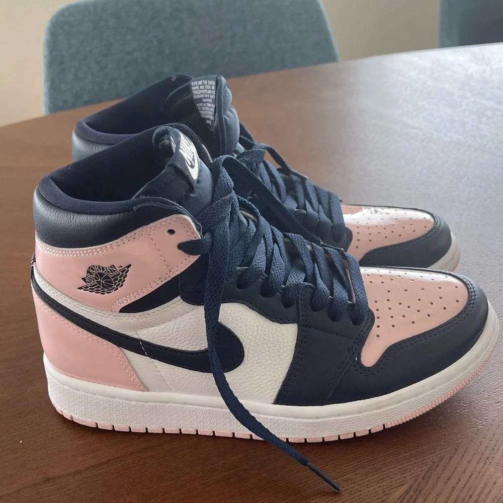 Nike Air Jordan 1 Retro High OG SE Women’s Bubble Gum' 2021 Size 7.5 - Picture 2 of 6